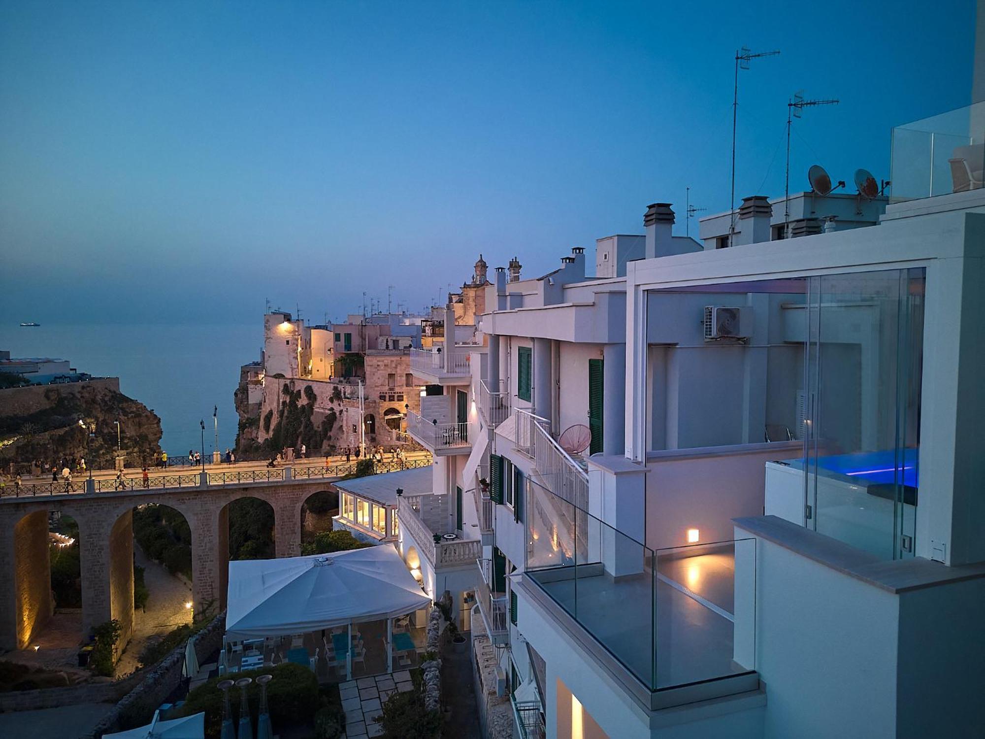 White Coast Hotel Polignano a Mare Eksteriør billede