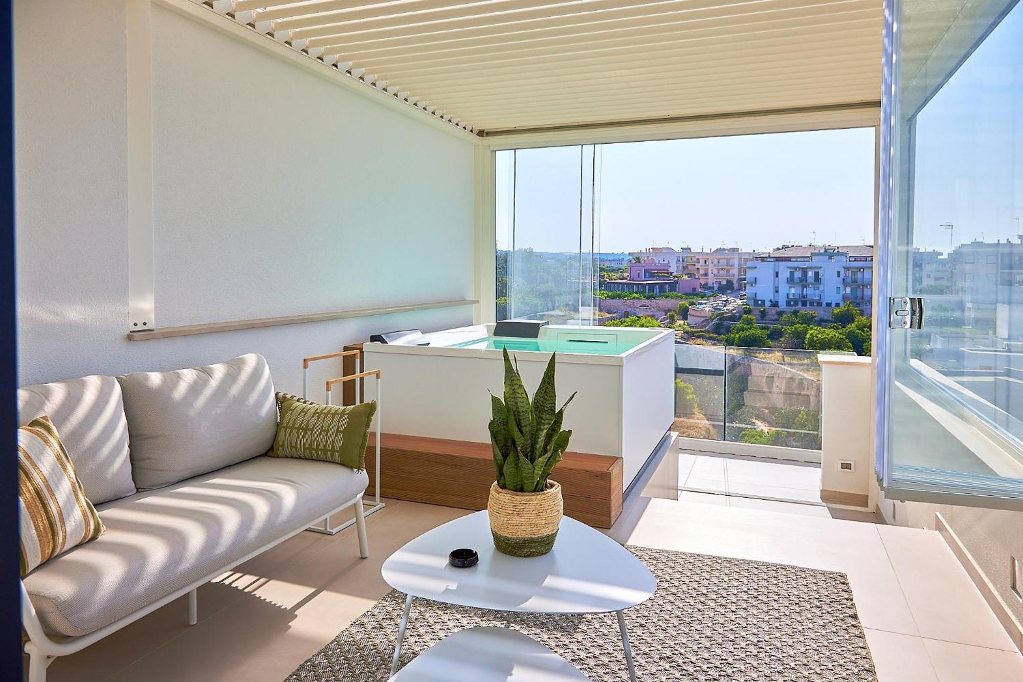 White Coast Hotel Polignano a Mare Eksteriør billede